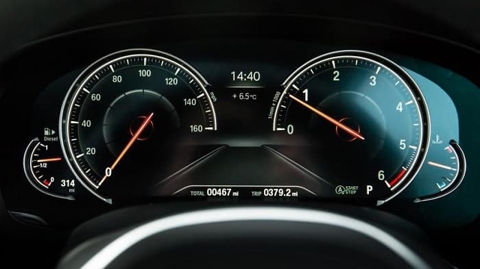 How to Recalibrate a Speedometer After a Tire Size Increase