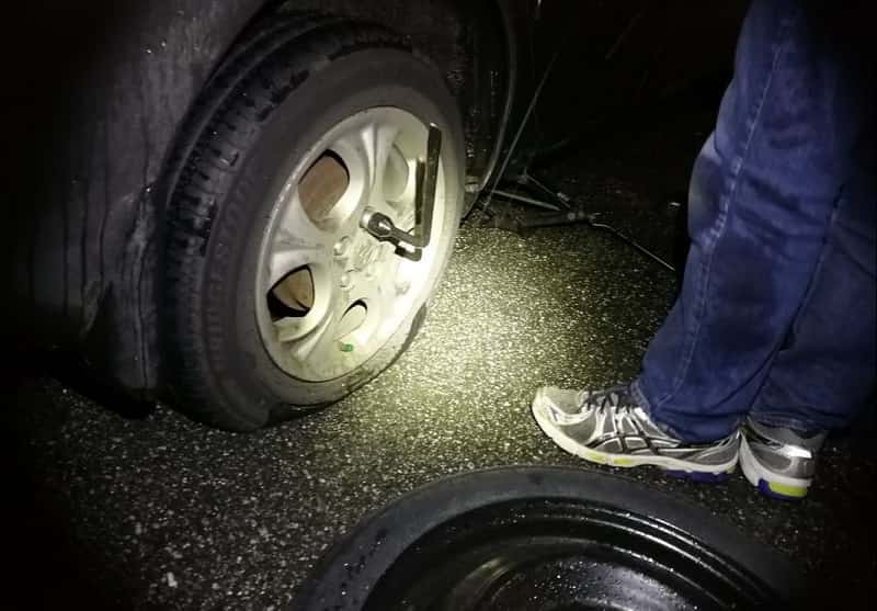 flat-tire-at-night-on-the-road