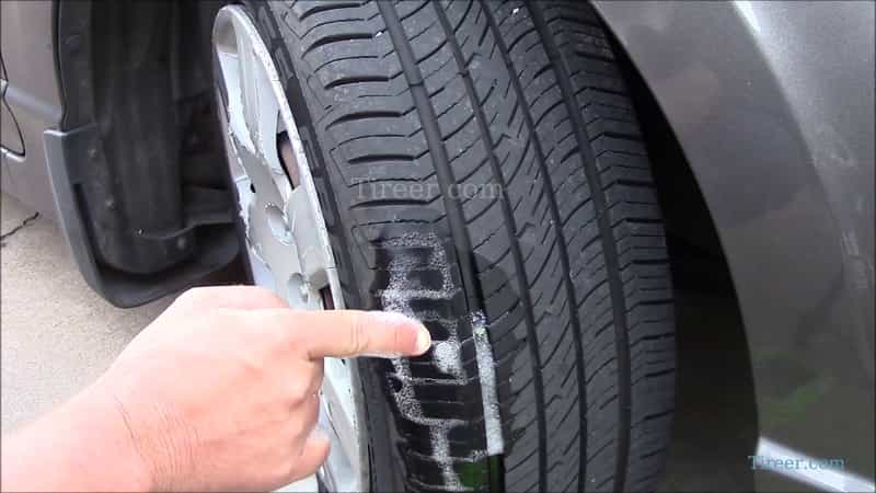 Punctures-damaged-the-tire-casing